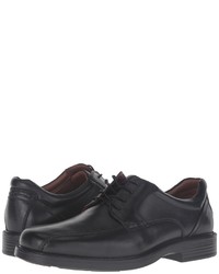 Johnston & Murphy Xc4 Lace Up Wing Tip Shoes