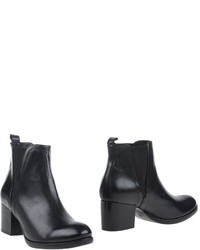 Altraofficina Ankle Boots