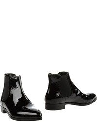 Julie Dee Ankle Boots