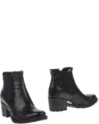 Khrio Ankle Boots