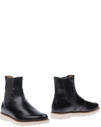 Pointer Ankle Boots