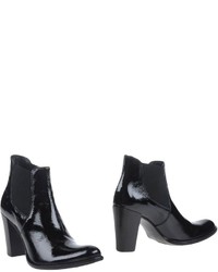 Anton Mode Ankle Boots