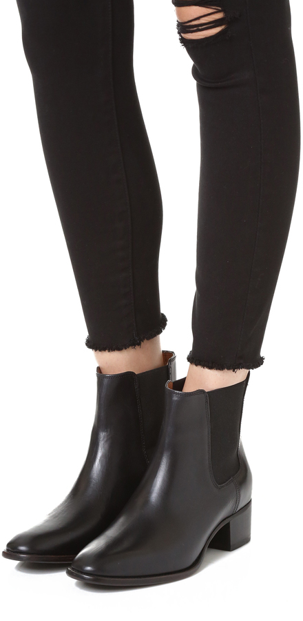 Dara chelsea shop boot frye