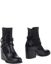 Eqitare Ankle Boots