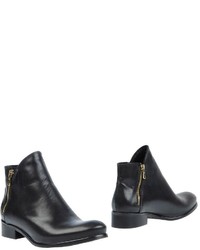 Geneve Ankle Boots