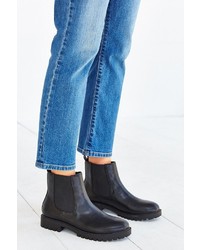 Urban Outfitters Simple Chelsea Boot