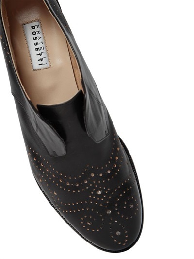 laceless brogues