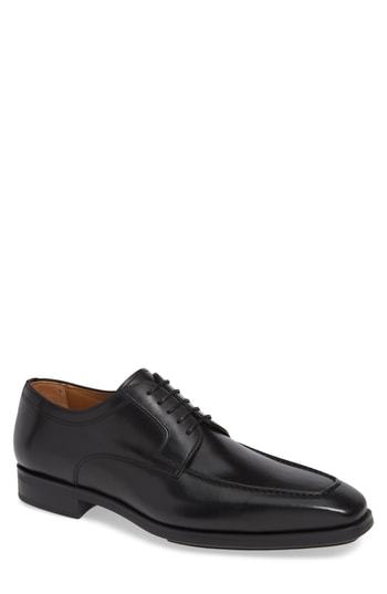 Magnanni Romelo Moc Toe Derby, $159 | Nordstrom | Lookastic.com