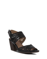 L ARTISTE Zemora Sandal