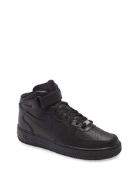 Nike Air Force 1 Mid 07 Sneaker