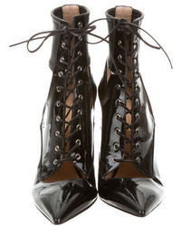 Gianvito Rossi Pointed Toe Patent Leather Ankle Boots