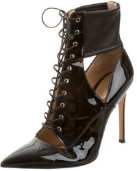 Gianvito Rossi Pointed Toe Patent Leather Ankle Boots