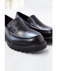 Vagabond Kenova Leather Loafer
