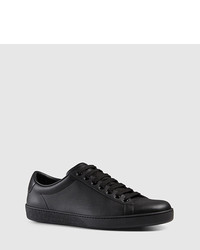 Gucci Leather Low Top Sneaker With Ayers Detail