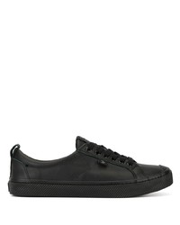 Cariuma Oca Low Triple Black Premium Leather Sneaker