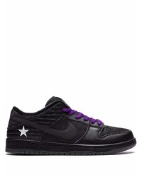 Nike X Familia Skateshop X First Avenue Sb Dunk Low Sneakers