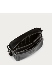 Traipse Leather Messenger Bag In Black