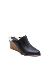 Andre Assous Sage Wedge Mule