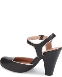 Miz Mooz Nantes Pump