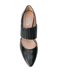 Tod's Pointed Slip On Pumps