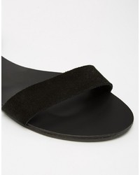 Pieces Carla Black Leather Flat Sandals