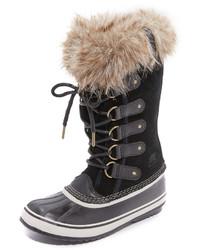 Black Leather Snow Boots