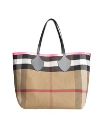 Burberry The Giant Reversible Tote