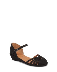 Gentle Souls By Kenneth Cole Naira Wedge