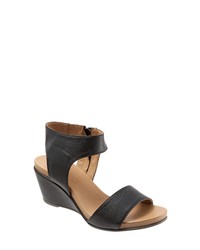 BUENO Ida Wedge Sandal