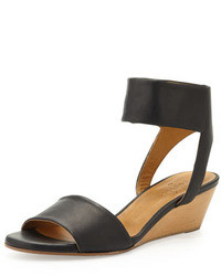 Coclico Kerel Leather Micro Wedge Sandal
