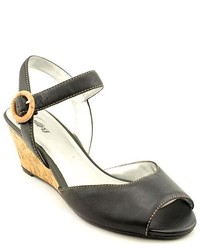 Trotters Misha Black Leather Wedge Sandals Shoes