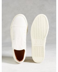 reed laceless low top sneaker
