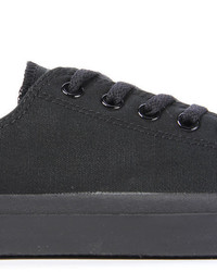 Converse The Chuck Taylor All Star Ox Sneaker