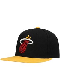 Mitchell & Ness Black Miami Heat Core Basic Snapback Hat At Nordstrom