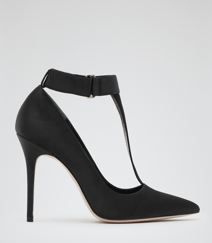 black t bar court shoes