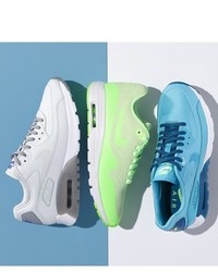 Nike Air Max 90 Ultra Essential Sneaker