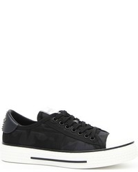 Valentino Starstudded Low Top Sneaker