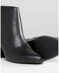 Senso Jescinta I Black Leather Studded Heel Ankle Boots