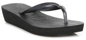 black studded havaianas