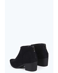 Boohoo Jaxx Suedette Pointed Ankle Boot