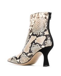 Leqarant Pointed Ankle Boots