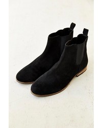 urban outfitters chelsea boots mens
