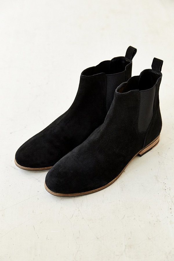 Urban Outfitters Uo Suede Chelsea Boot 