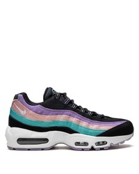 Nike Air Max 95 Low Top Sneakers