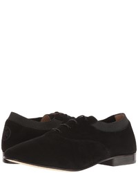 Tory Burch Bombe Oxford Lace Up Casual Shoes