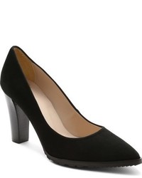 Andre Assous Sandy Pointy Toe Pump