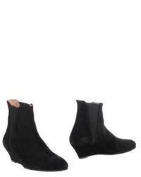 Logan Ankle Boots