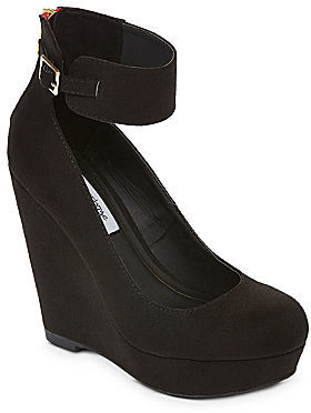 ankle strap wedge pump