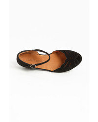 Gentle Souls By Kenneth Cole Lily Moon Sandal