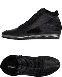 Khrio Sneakers